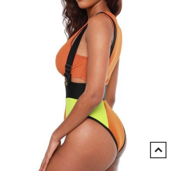 Swimsuit - Picture 2 of 2